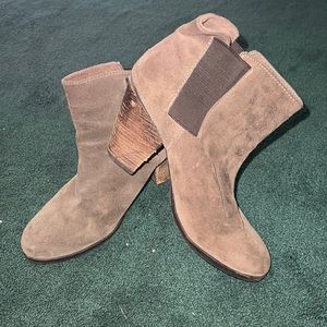 Vince Camuto booties